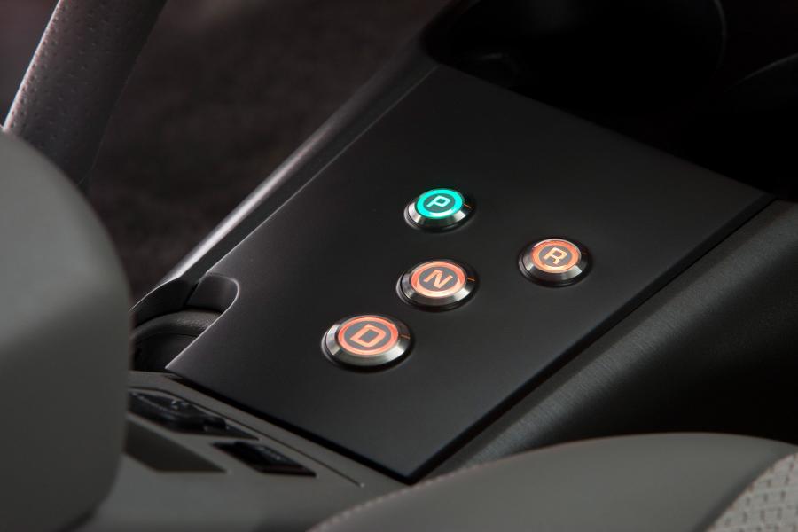  Toyota RAV4 EV Concept 2010 года  (фото 31 из 48)
